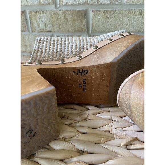 Free People Woven Cream and Tan Clogs - Picture 9 of 10